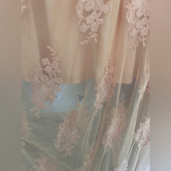 Socialite Embroidered Maxi Dress - Picture 15 of 16